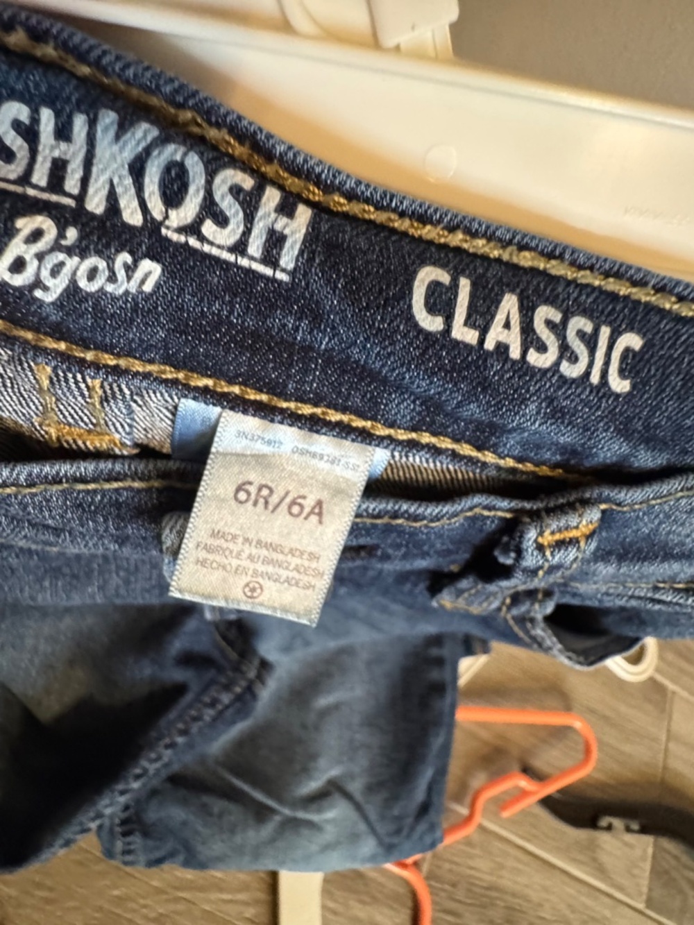 Jeans - Picture 4 of 4